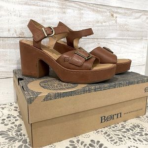 EUC Born wedge sandal size 9 Brown